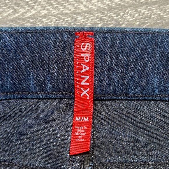 SPANX Navy Blue Pull on Skinny Jeans. Size Medium - Picture 10 of 12